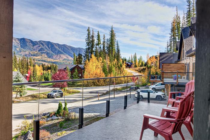 Deck view over the Fernie valley